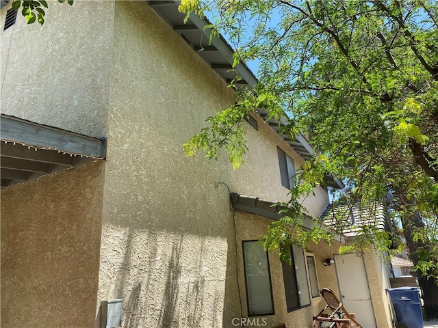 43321 Cottage Ln, Lancaster, CA 93536 - view of property exterior featuring stucco siding