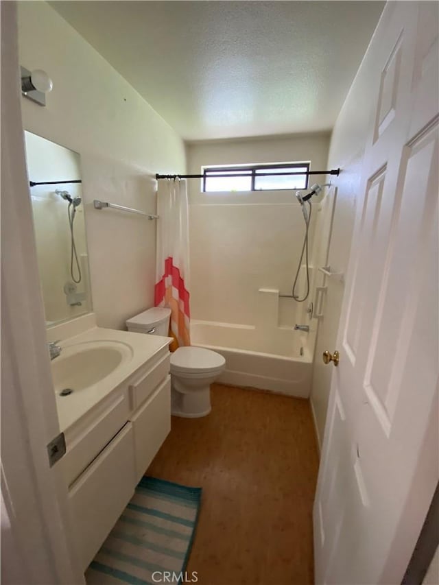 43321 Cottage Ln, Lancaster, CA 93536 - bathroom featuring shower / bath combination with curtain, vanity, and toilet