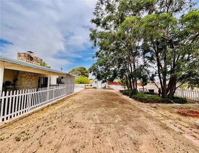 21161 Rancherias Rd, Apple Valley, CA 92307 - view of yard