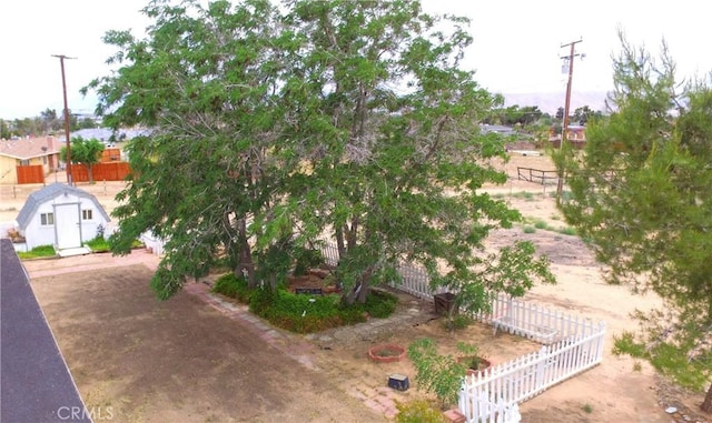21161 Rancherias Rd, Apple Valley, CA 92307 - view of yard