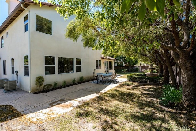 44035 Cindy Cir, Temecula, CA 92592 - rear view of property featuring a patio and stucco siding