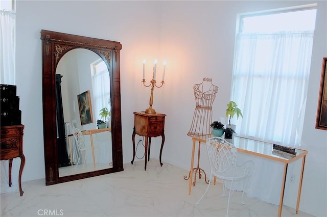 11986 Sagecrest Ct, Corona, CA 92883 - hall with marble look tile flooring