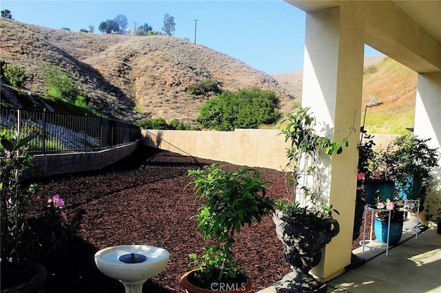 11986 Sagecrest Ct, Corona, CA 92883 - fenced backyard with a mountain view