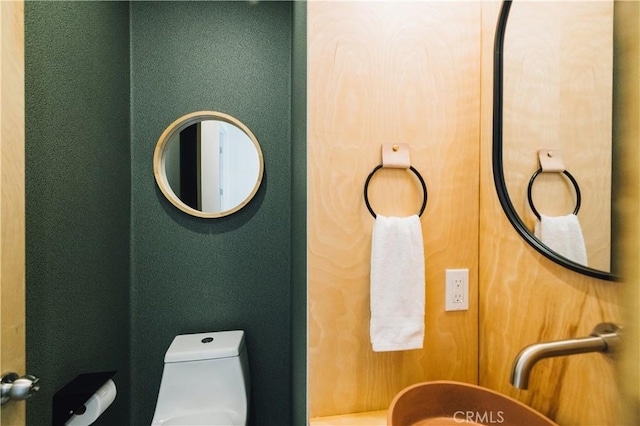 2600 Sunny Vista Rd, Joshua Tree, CA 92252 - bathroom with toilet