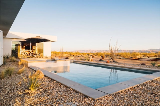 2600 Sunny Vista Rd, Joshua Tree, CA 92252 - outdoor pool featuring a mountain view and a patio area
