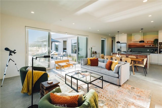2600 Sunny Vista Rd, Joshua Tree, CA 92252 - living area featuring concrete floors and recessed lighting