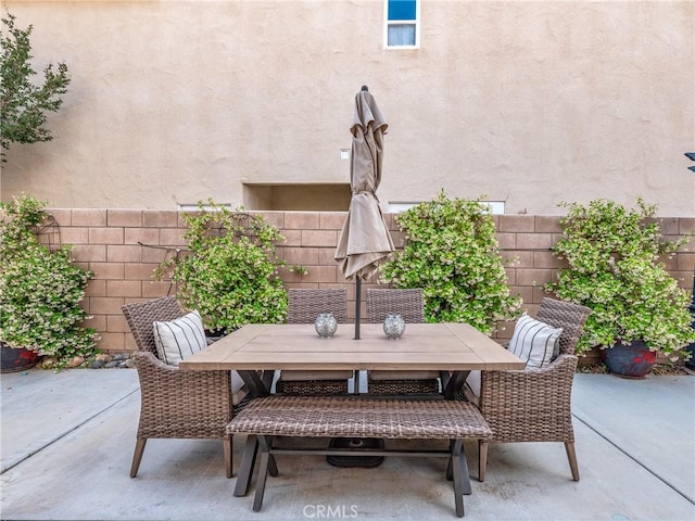 13290DR Country Club Dr, Victorville, CA 92395 - view of patio / terrace featuring outdoor dining space