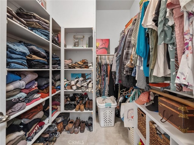 13290DR Country Club Dr, Victorville, CA 92395 - view of spacious closet