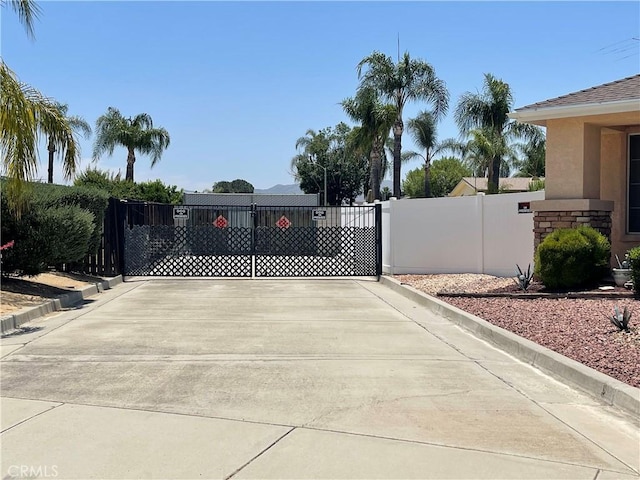 24967 Volga St, Hemet, CA 92544 - view of gate