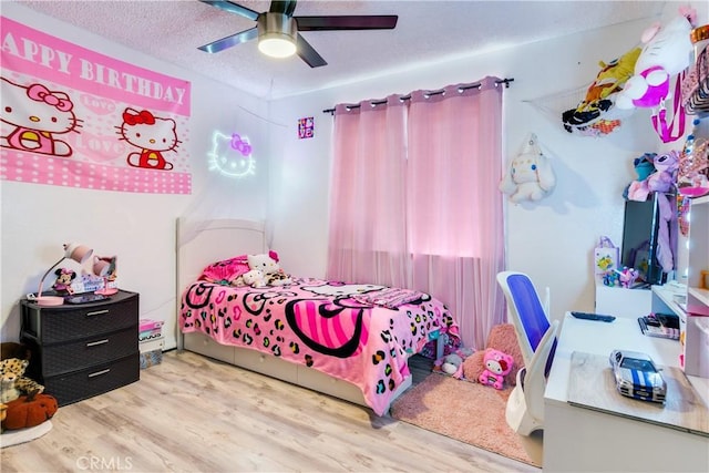 813 Yorkshire, San Jacinto, CA 92583 - bedroom featuring wood finished floors and ceiling fan