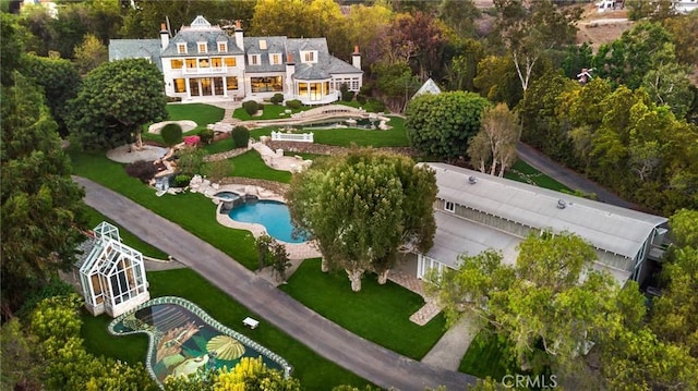 10 Strawberry Ln, San Juan Capistrano, CA 92675 - view of subject property featuring a pool