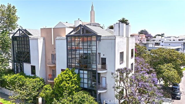 1670 Malcolm Ave Unit 301, Los Angeles, CA 90024 - photo 2