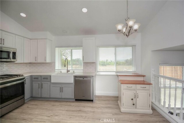 921 Hedges Dr, Corona, CA 92878 - photo 10