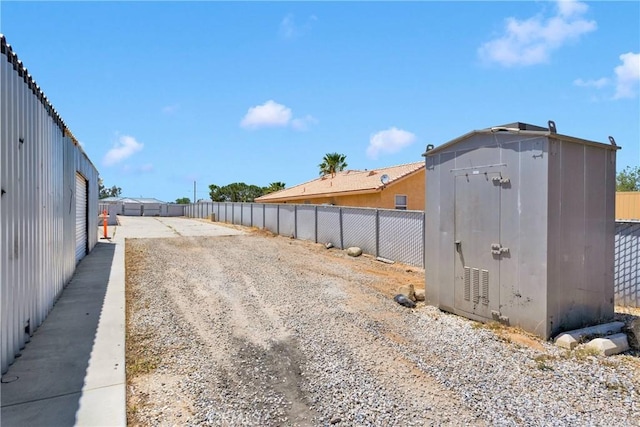 11941 9th Ave, Hesperia, CA 92345 - view of fenced backyard