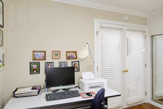 2092 Ronda Granada Unit C, Laguna Woods, CA 92637 - home office with crown molding