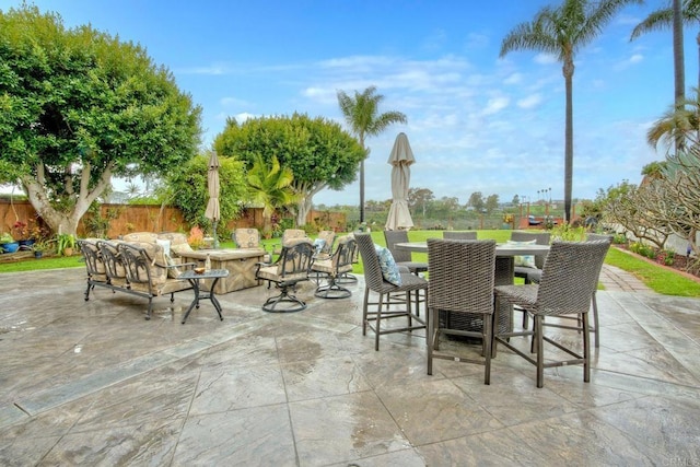 1592 Hawk View Dr, Encinitas, CA 92024 - view of patio featuring outdoor dining space