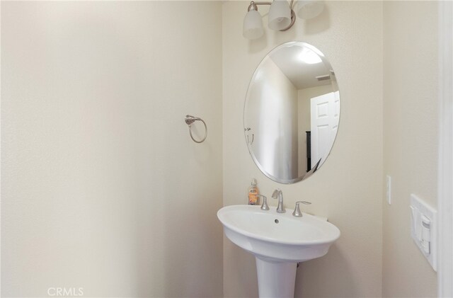 28426 Herrera St, Valencia, CA 91354 - bathroom with a sink