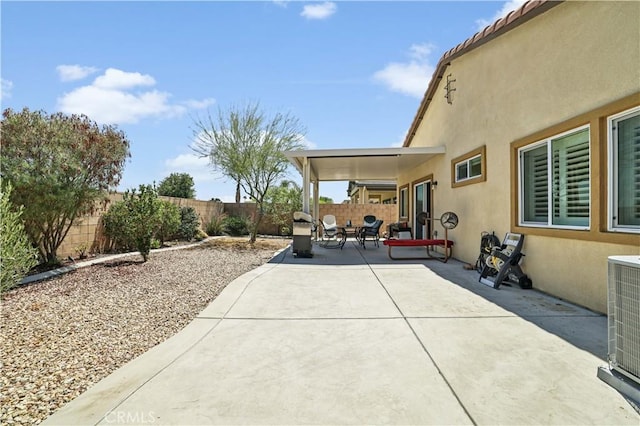 26344 Leos Trl, Menifee, CA 92586 - fenced backyard with a patio