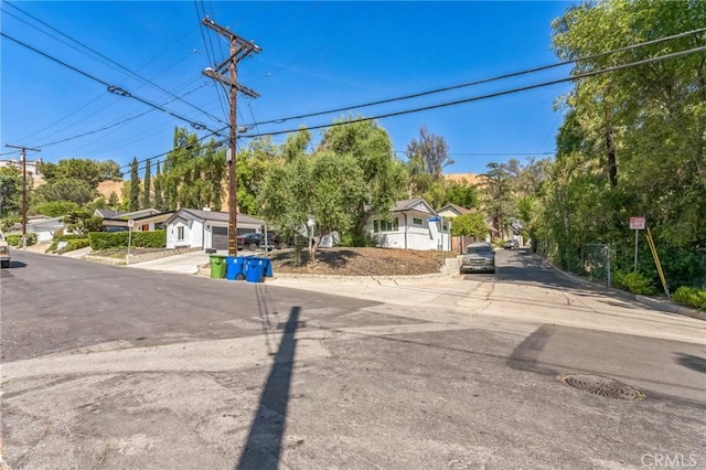 4804 Excelente Dr, Woodland Hills, CA 91364 - view of front of property