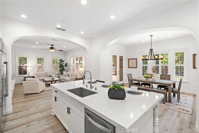 4 Dennis Ln, Ladera Ranch, CA 92694 - kitchen with a sink, dishwasher, light wood-style flooring, recessed lighting, and an island with sink