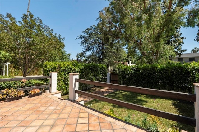 11101 Blix St, Toluca Lake, CA 91602 - view of patio
