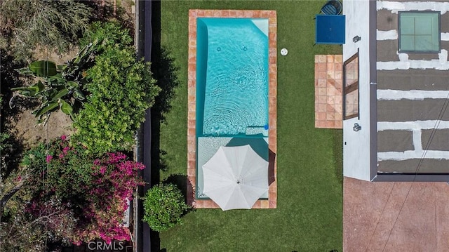 11101 Blix St, Toluca Lake, CA 91602 - drone / aerial view