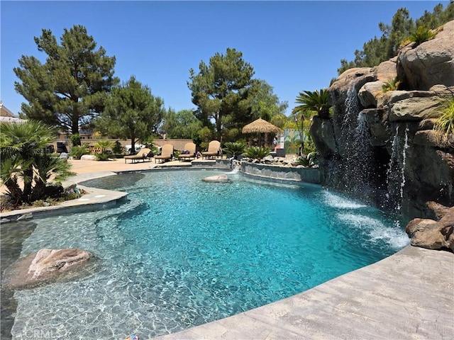 42036 Desert Sage Ave, Lancaster, CA 93536 - swimming pool with a patio