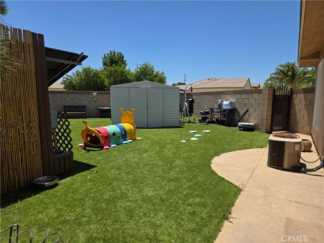 42036 Desert Sage Ave, Lancaster, CA 93536 - view of yard featuring central AC