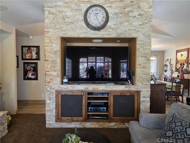 42036 Desert Sage Ave, Lancaster, CA 93536 - bar with wood finished floors