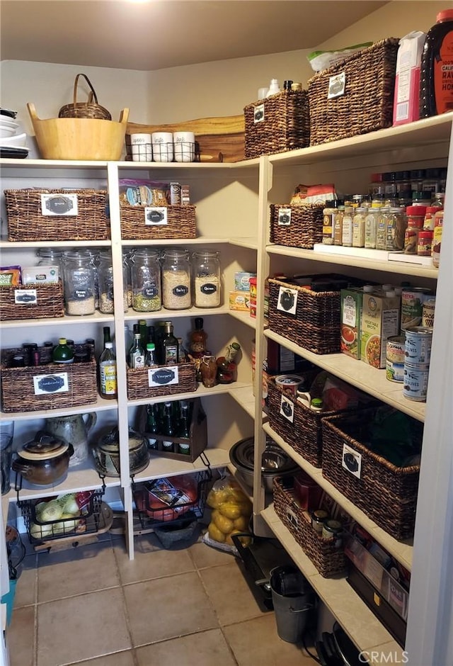 8340 Rosemary Dr, Riverside, CA 92508 - view of pantry