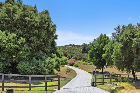 41350 Calle Bandido, Murrieta, CA 92562 - view of home's community