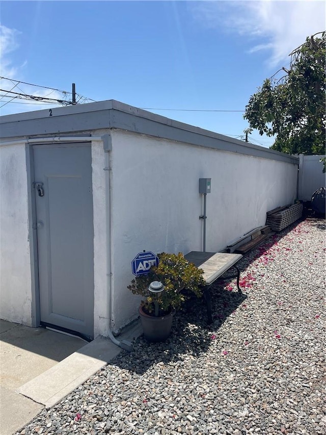 927 W 6th St, San Pedro, CA 90731 - view of side of home