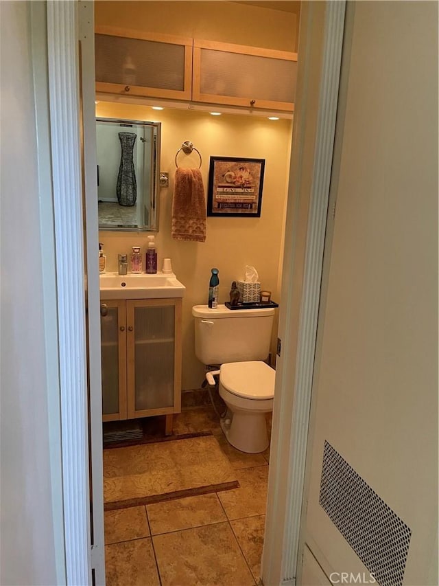 927 W 6th St, San Pedro, CA 90731 - half bath featuring tile patterned floors and vanity