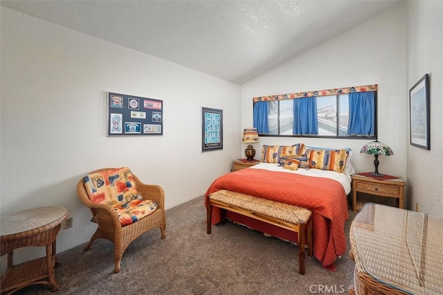 537 3rd St, Manhattan Beach, CA 90266 - bedroom featuring vaulted ceiling and carpet
