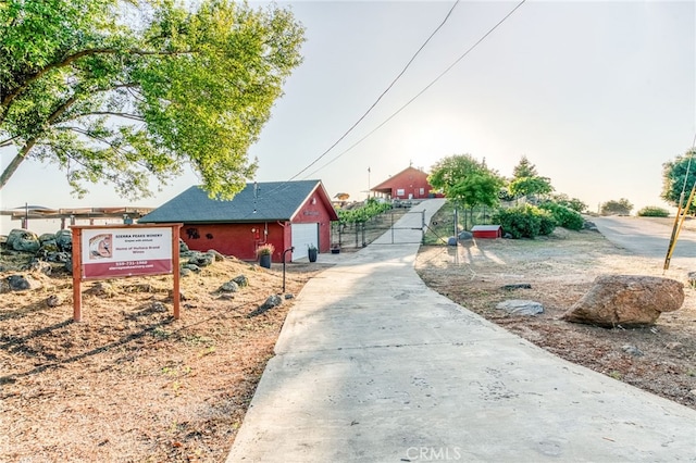 50806 Bramble Ln, Squaw Valley, CA 93675 - view of front of house