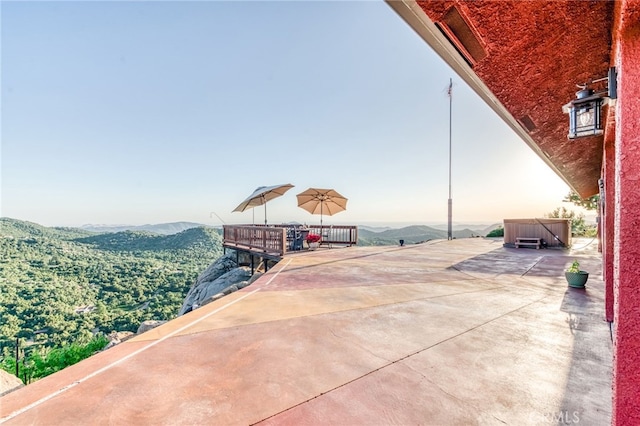 50806 Bramble Ln, Squaw Valley, CA 93675 - view of patio featuring a mountain view
