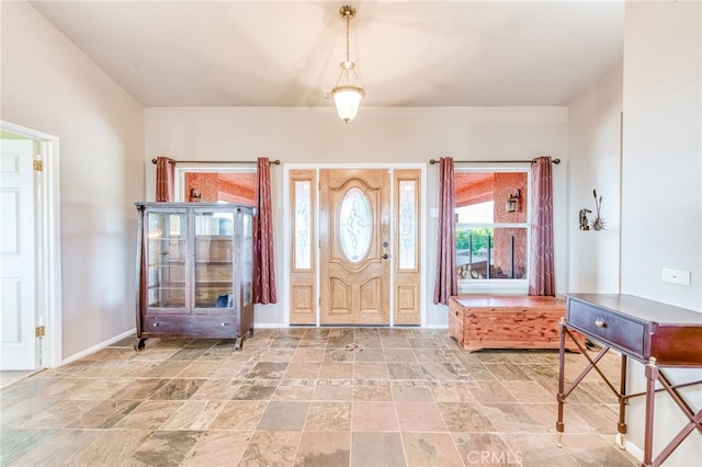 50806 Bramble Ln, Squaw Valley, CA 93675 - foyer entrance featuring stone finish flooring and baseboards