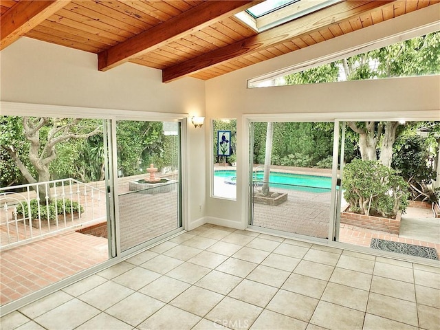 5510 E La Pasada St E, Long Beach, CA 90815 - unfurnished sunroom featuring a skylight and healthy amount of natural light