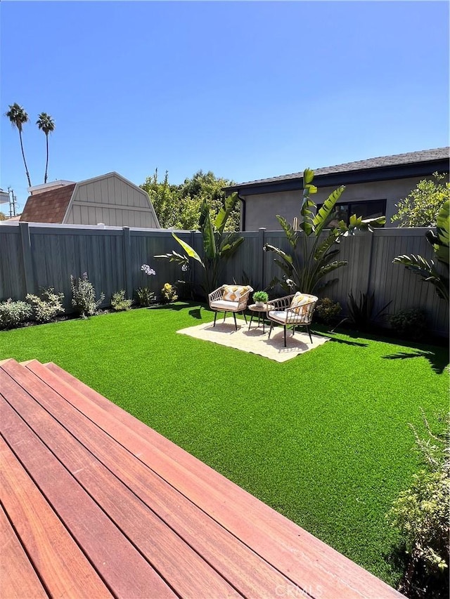 6829 Yolanda Ave, Reseda, CA 91335 - view of yard with a patio