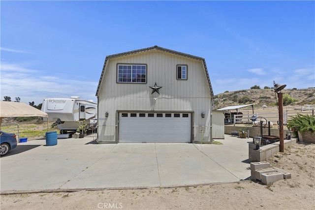 40125 Scanlon Rd, Temecula, CA 92592 - view of home's exterior with a detached garage