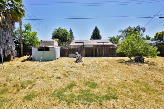2306 S Encina St, Visalia, CA 93277 - view of yard