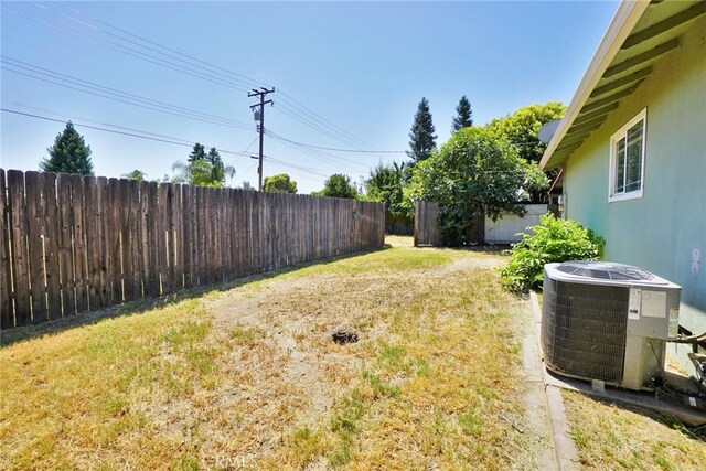 2306 S Encina St, Visalia, CA 93277 - view of yard with central AC
