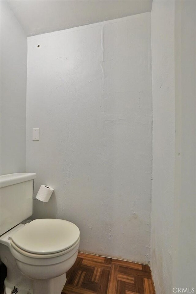2306 S Encina St, Visalia, CA 93277 - bathroom featuring toilet