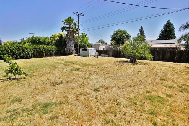 2306 S Encina St, Visalia, CA 93277 - view of yard