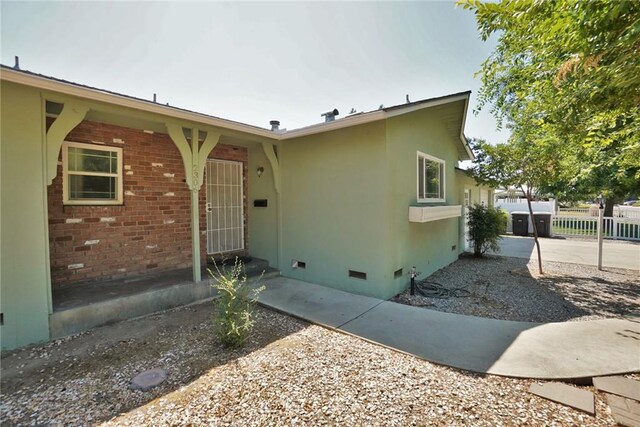 2306 S Encina St, Visalia, CA 93277 - view of front of property featuring crawl space and brick siding