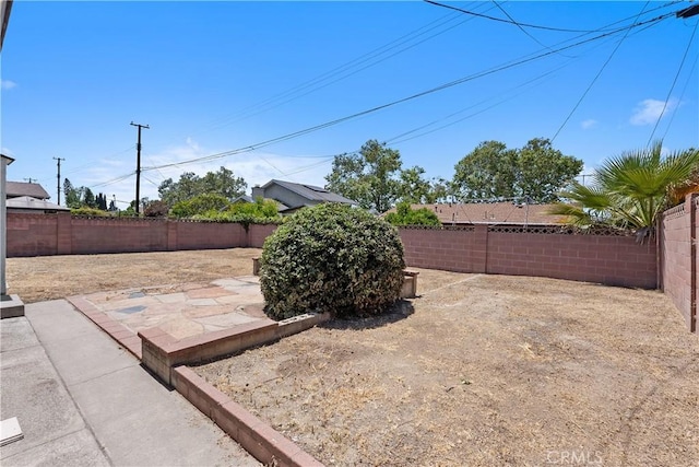 11747 Hollyview Dr, La Mirada, CA 90638 - fenced backyard featuring a patio