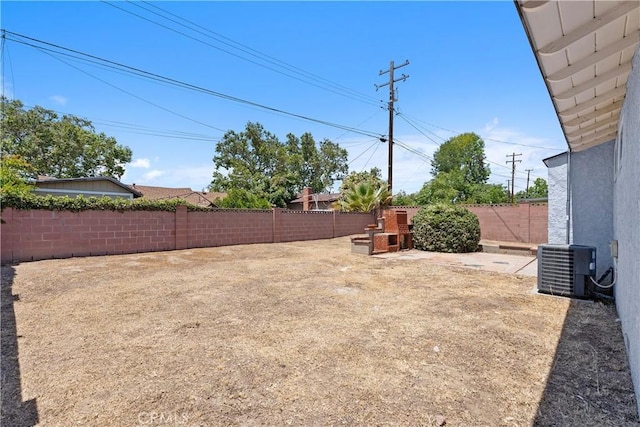 11747 Hollyview Dr, La Mirada, CA 90638 - fenced backyard with central air condition unit