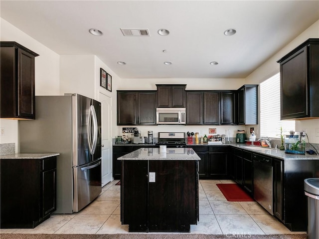 13551 Western Meadows Ln, Victorville, CA 92394 - photo 2
