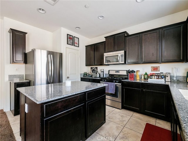 13551 Western Meadows Ln, Victorville, CA 92394 - photo 11