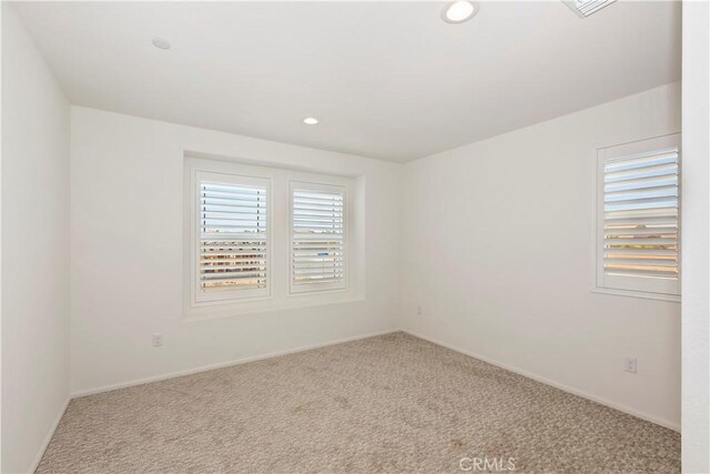 16546 Biola Pl, Victorville, CA 92395 - photo 9